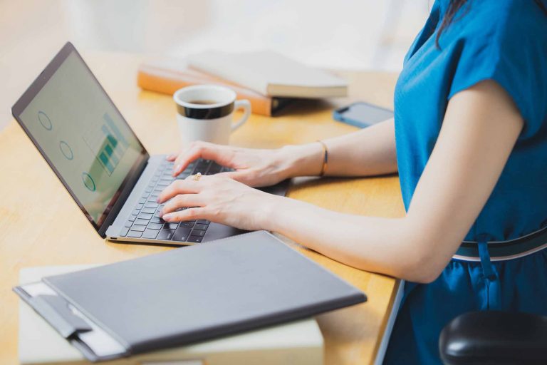 デジタルワークスペースを導入すると、次のようなメリットがあります。